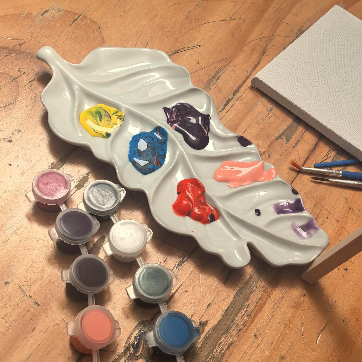 Ceramic Leaf Shaped Paint Mixing Palette
